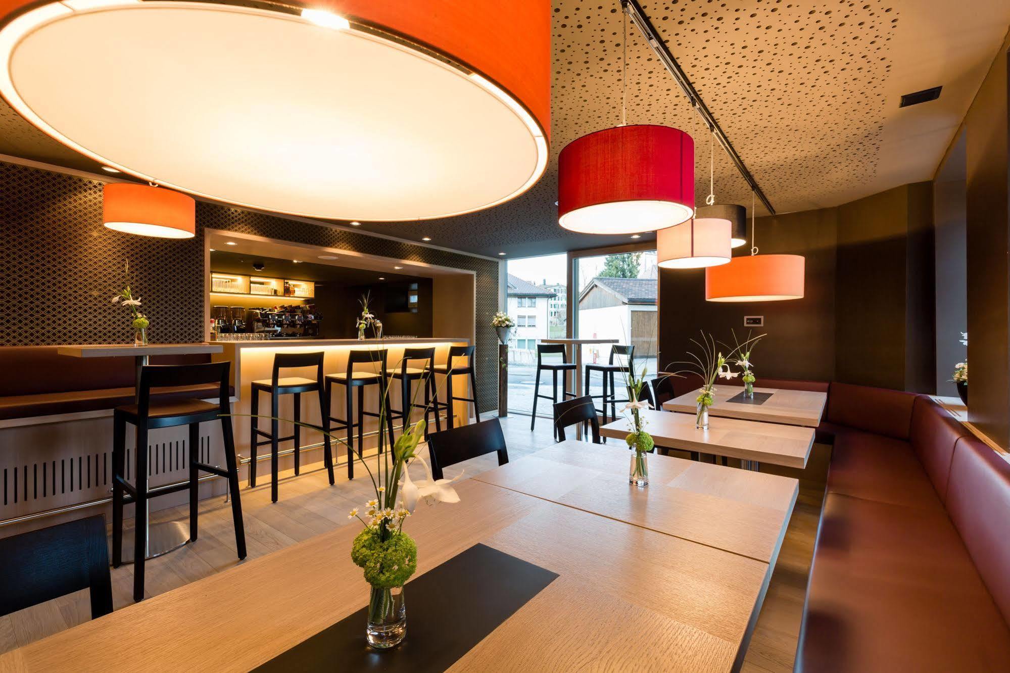 Hotel Krone Speicher Bagian luar foto